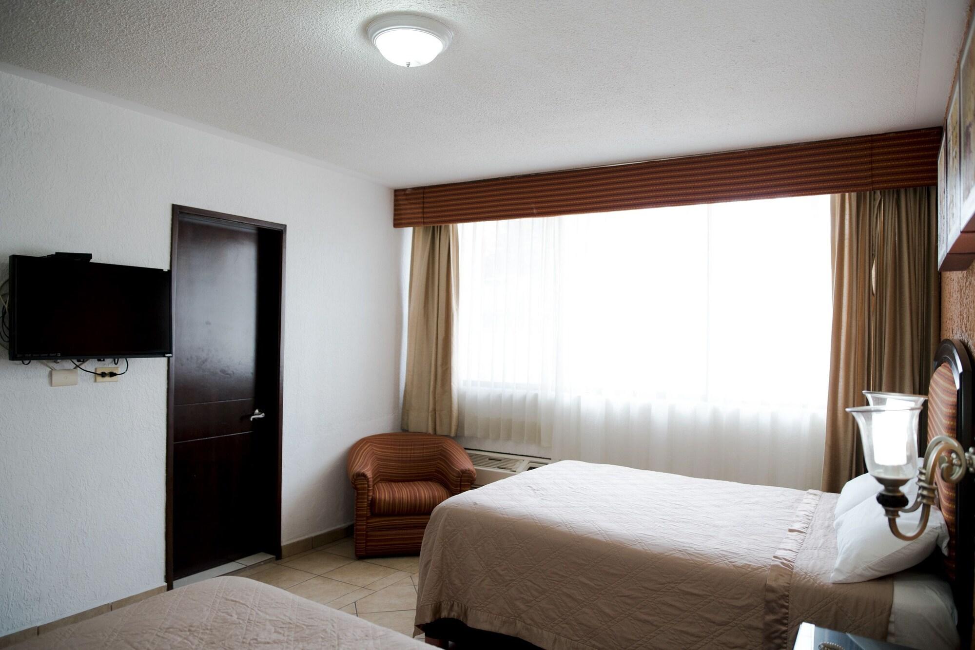 Hotel Eh Ejecutivo Urban Tepic Exterior foto